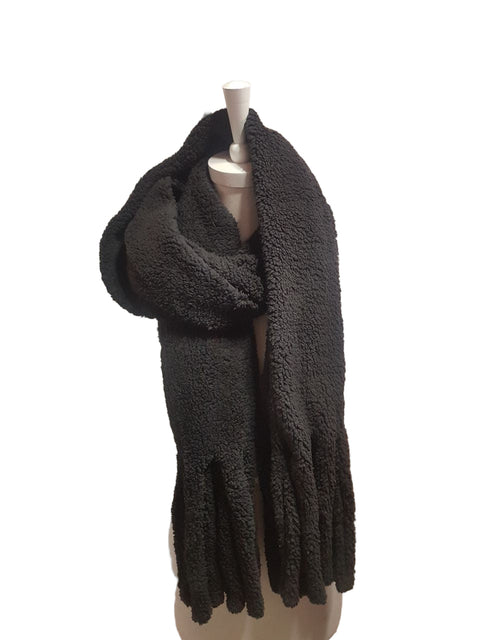 Forever 21 Women's Black Blanket Scarf | Forever 21 In Lebanon