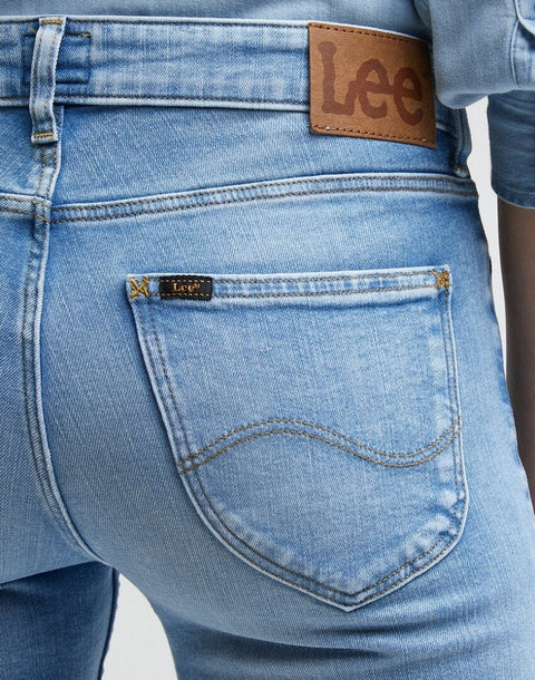 Lee Women's Blue Elly Rushing In Light Jeans | Lee In Lebanon