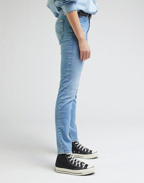Lee Women's Blue Elly Rushing In Light Jeans | Lee In Lebanon