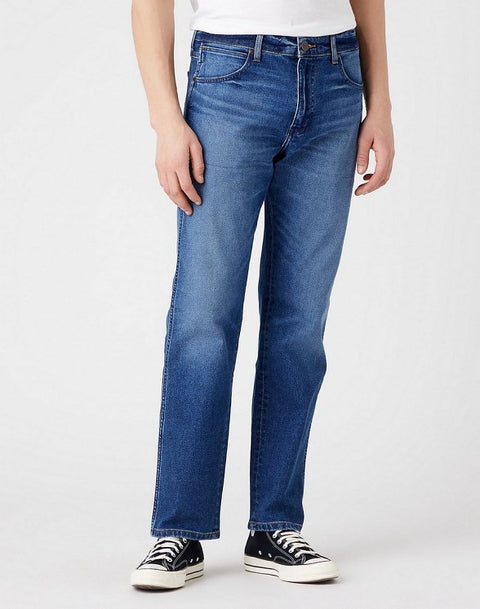 Wrangler Men's Cowboy Hero Frontier 880 Relaxed Straight Jeans |Wrangler In Lebanon