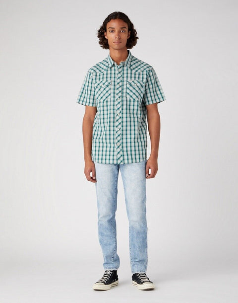 Wrangler Men's Light Blue Dusky Cloud Larston Jeans | Wrangler In Lebanon