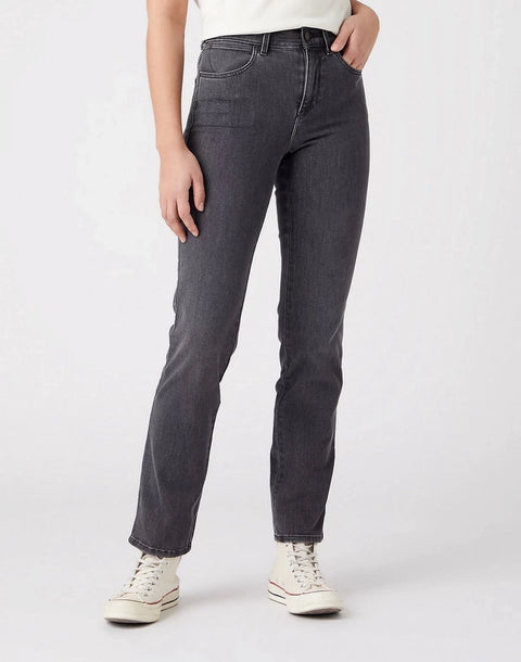 Wrangler Women's Washed Black Driveway Straight Jeans | Wrangler In Lebanon