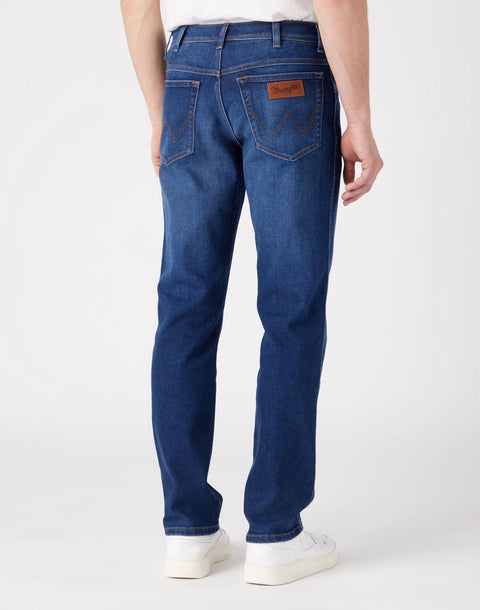 Wrangler Men's Star Man Texas Slim 822 Authentic Slim Jeans | Wrangler In Lebanon