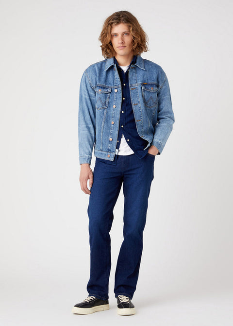 Wrangler Men's Dark Blue The Mountain Texas 821 Straight Jeans |Wrangler In Lebanon