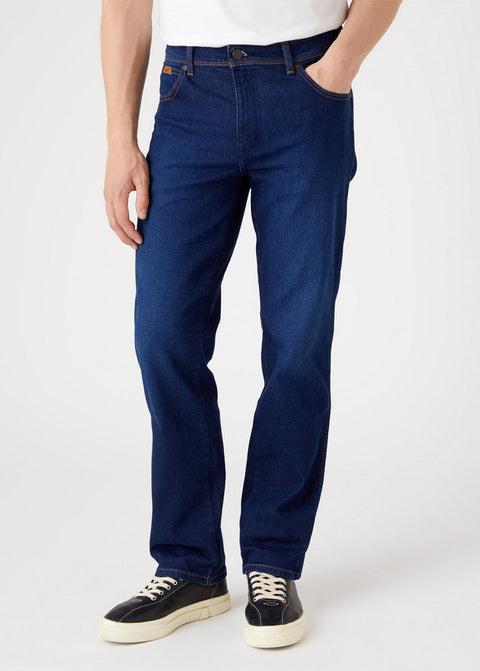 Wrangler Men's Dark Blue The Mountain Texas 821 Straight Jeans |Wrangler In Lebanon