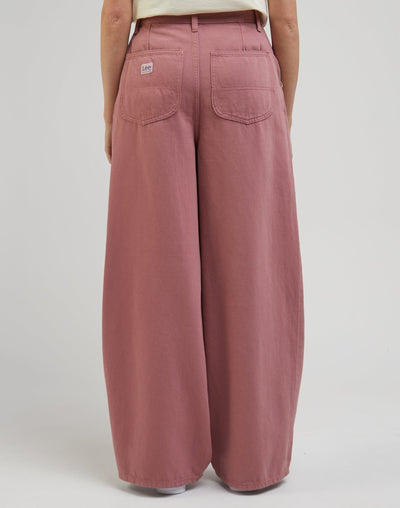 Lee Women's Pink Relaxed Chino Pants | Lee In Lebanon