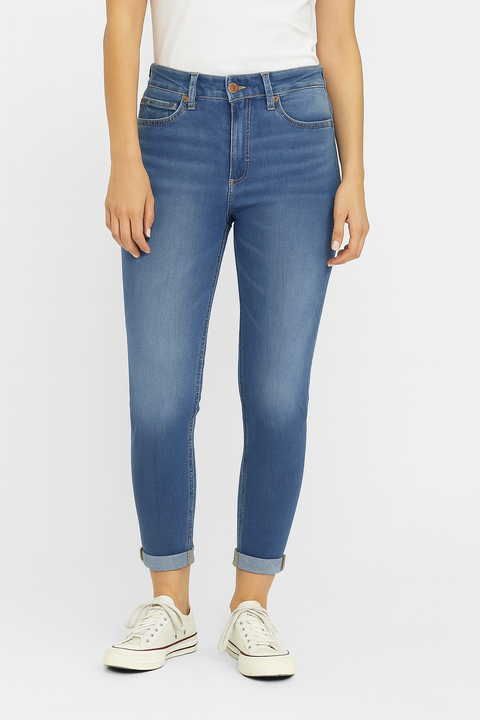 Lee Women's Blue 401  Regular Tapered Mid-Rise Jeans | Lee in Lebanon hi