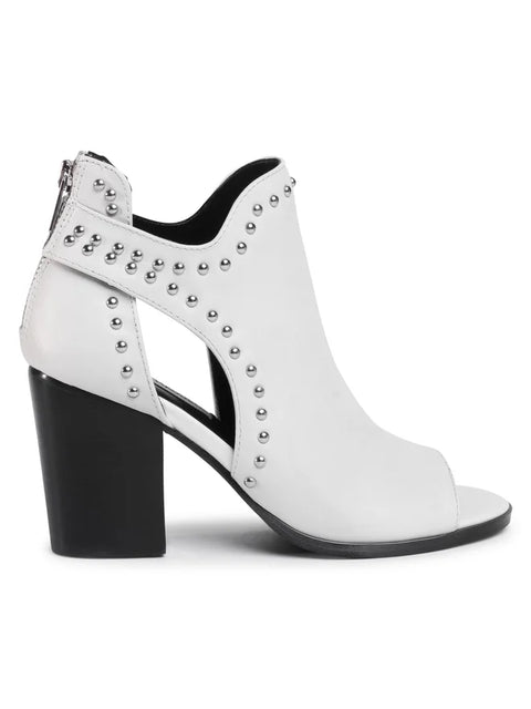 Steve Madden Women's White Leather Moxie Sandal | Steve Madden In Lebanon