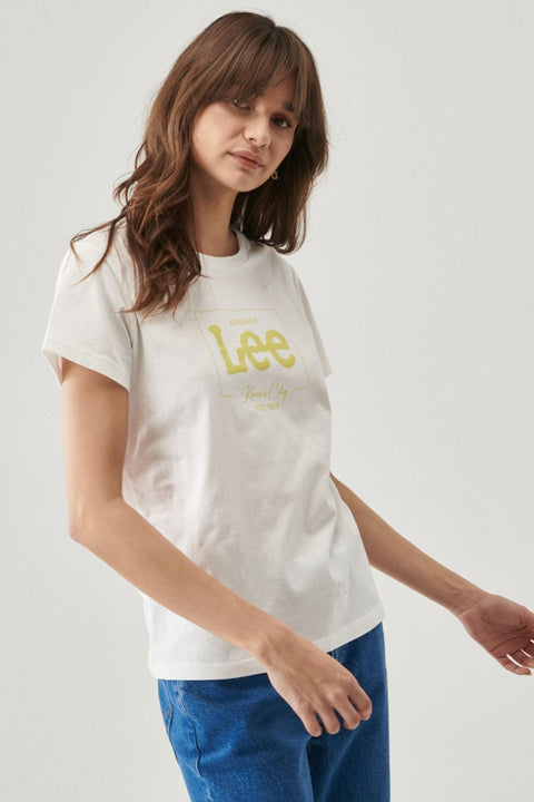 Lee Women's Off White Chest Logo T-shirt | Lee In Lebanon