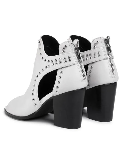Steve Madden Women's White Leather Moxie Sandal | Steve Madden In Lebanon