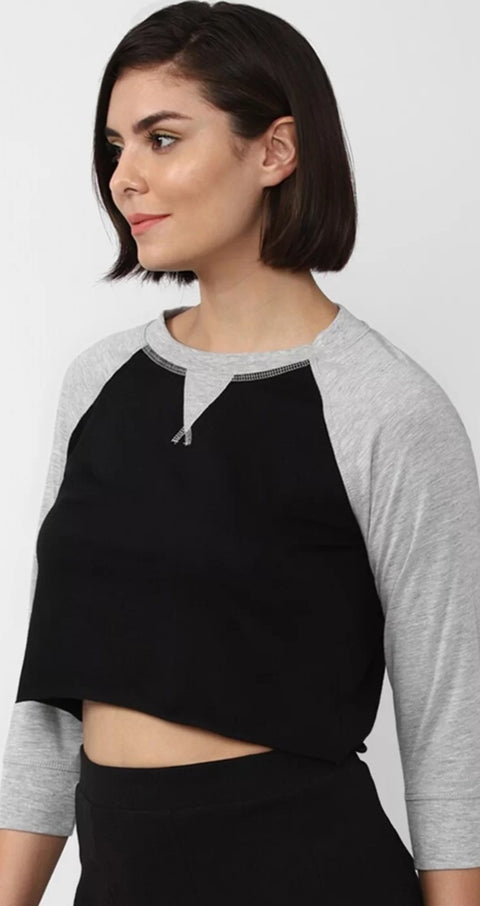 Forever 21 Women's Black & Gray Long Sleeve Crop Top | Forever 21 In Lebanon