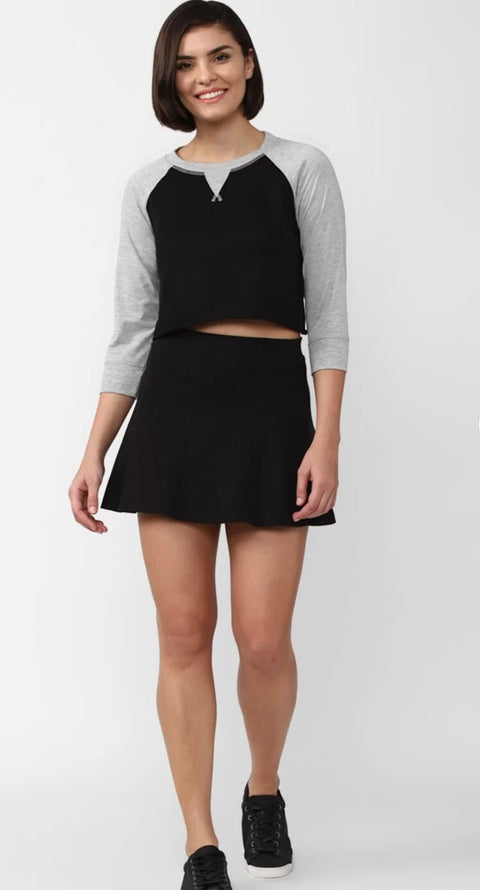 Forever 21 Women's Black & Gray Long Sleeve Crop Top | Forever 21 In Lebanon