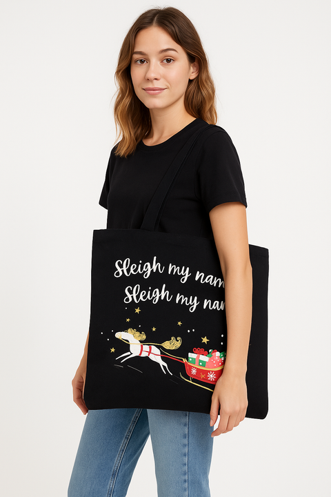 Forever 21 Women's Black Christmas Graphic Tote Bag| Forever 21 in Lebanon