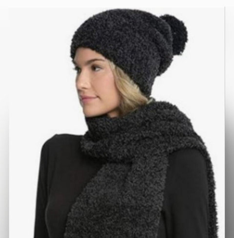Forever 21 Women's Black Pom Pom Beanie | Forever 21 In Lebanon