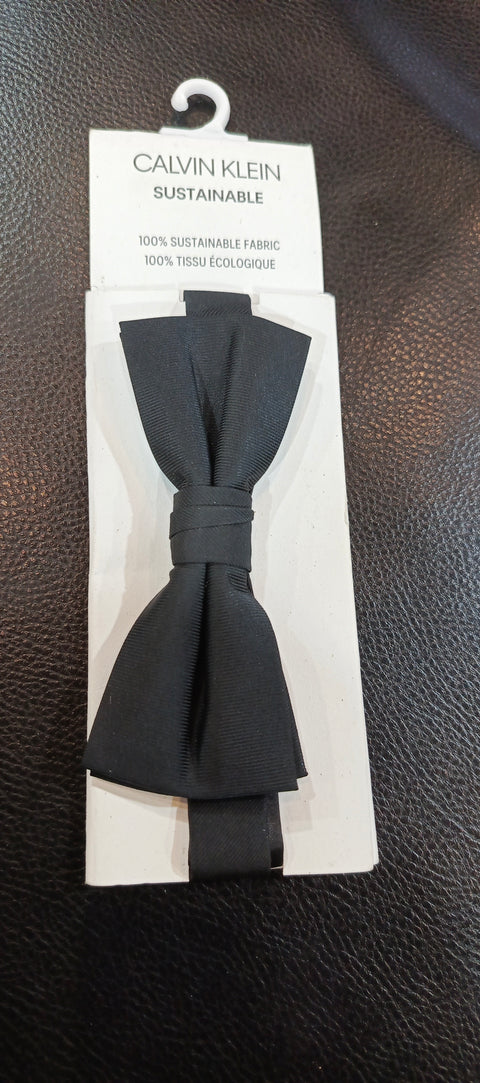 Calvin Klein Mens Unison Solid Pre-Tied Bow Black ONE SIZE ABL189 SHR