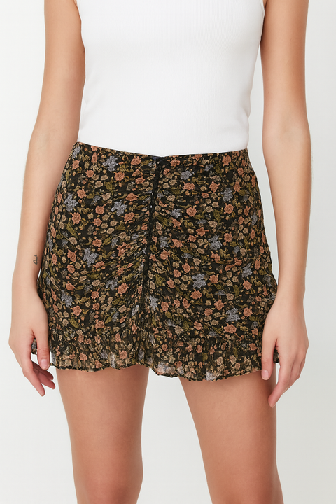 Forever 21 Women's Black Floral Ruched Mini Skirt | Forever 21 In Lebanon