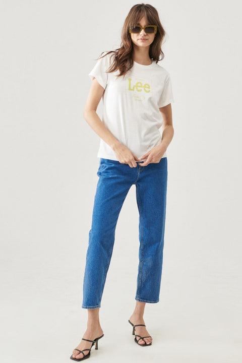 Lee Women's Off White Chest Logo T-shirt | Lee In Lebanon