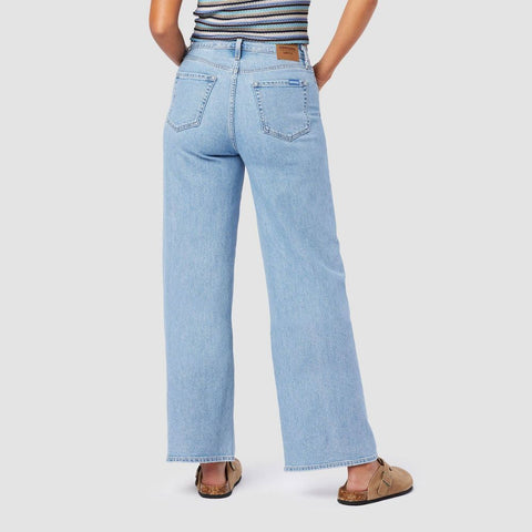Denizen from Levi's Women's Light Blue Vintage High-Rise Wide Leg Jeans |Denizen from Levi's In Leb