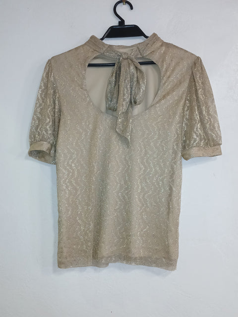 Vince Camuto Women's Gold T-Shirt | Vince Camuto In Lebanon