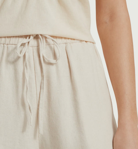 Forever 21 Women's Off-White Plus Size Short | Forever 21 In Lebanon