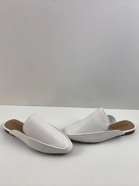Journee Collection Women's White Akza White Faux Leather Round Toe Mule Flat | Journee Collection In Lebanon