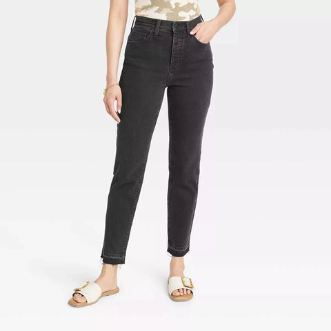 Universal Thread Women's Black High-Rise 90's Slim Jeans| Universal Thread In Lebanon
