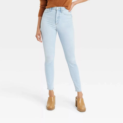 Universal Thread Women's Light Blue High-Rise Skinny Jeans |Universal Thread In Lebanon