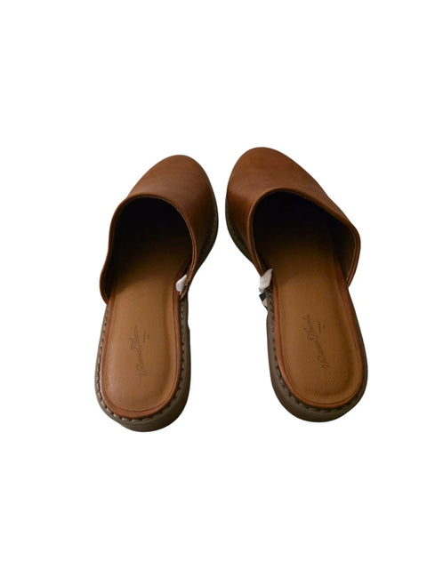 Universal Thread Women Rita Mule Flats With Memory Foam Insole | Universal Thread In Lebanon