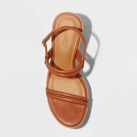 Universal Thread Women's Brown Platform Sandal |Universal Thread In Lebanon