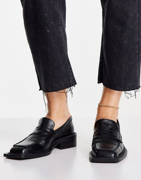 TopShop Women's Black Flat Loafers ANS818