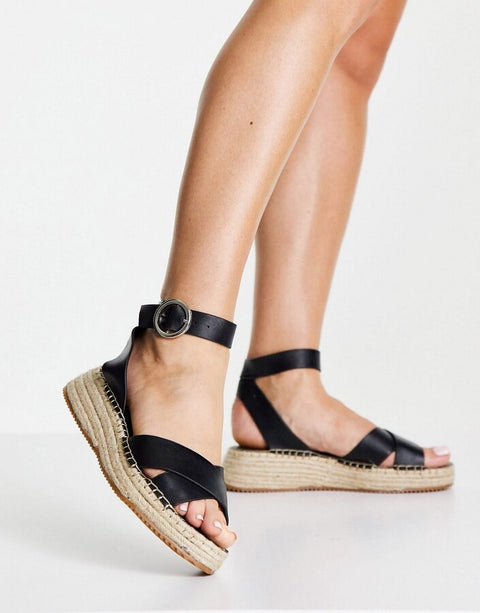 TopShop Women's Black Sandals ANS337