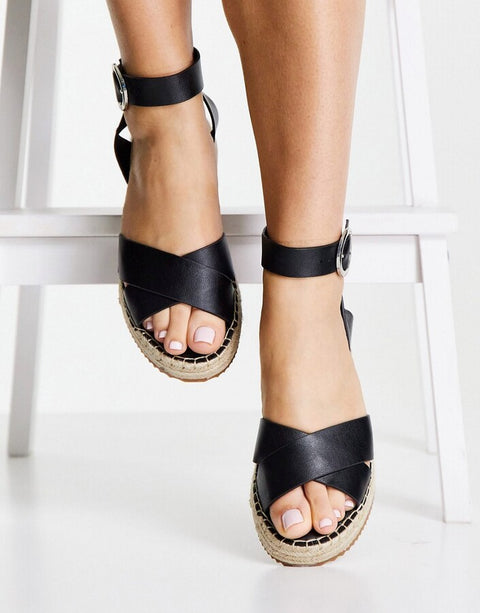 TopShop Women's Black Sandals ANS337