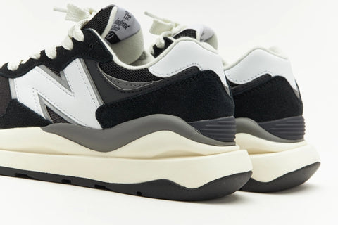 New Balance Women's Black 5740 Sneakers |New Balance In Lebanon