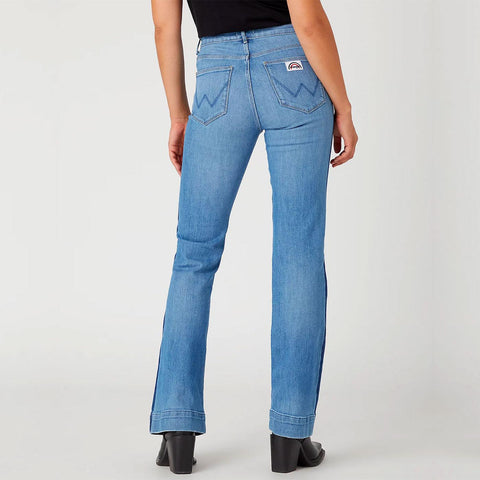 Wrangler Women's Blue Shade Lady Flare 623 Jeans | Wrangler In Lebanon