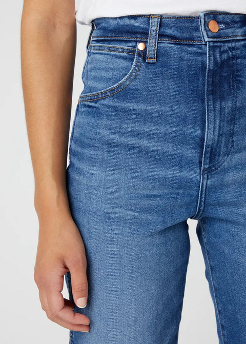 Wrangler Women's Smoke Sea Mom Straight Jeans |Wrangler In Lebanon