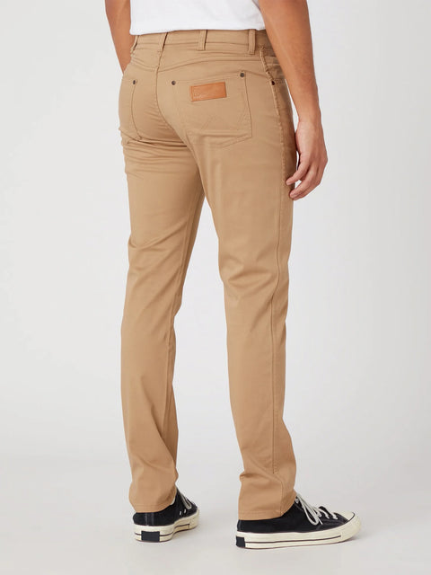 Wrangler Men's Tan Tigers Eye Larston 812 Slim Tapered Pant | Wrangler In Lebanon