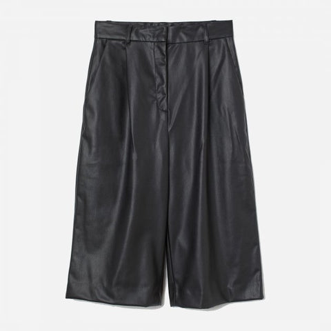 H&M  Women's Black  Imitation Leather Shorts 0909427001 (zone 5)