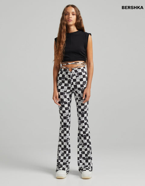 Bershka Printed flare trousers with ring detail 5119/188/060